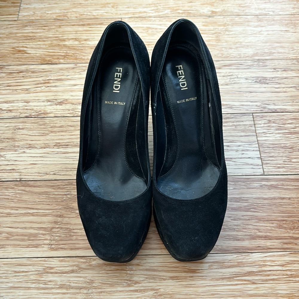 SOLD ❌ Fendi wedges in fair condition